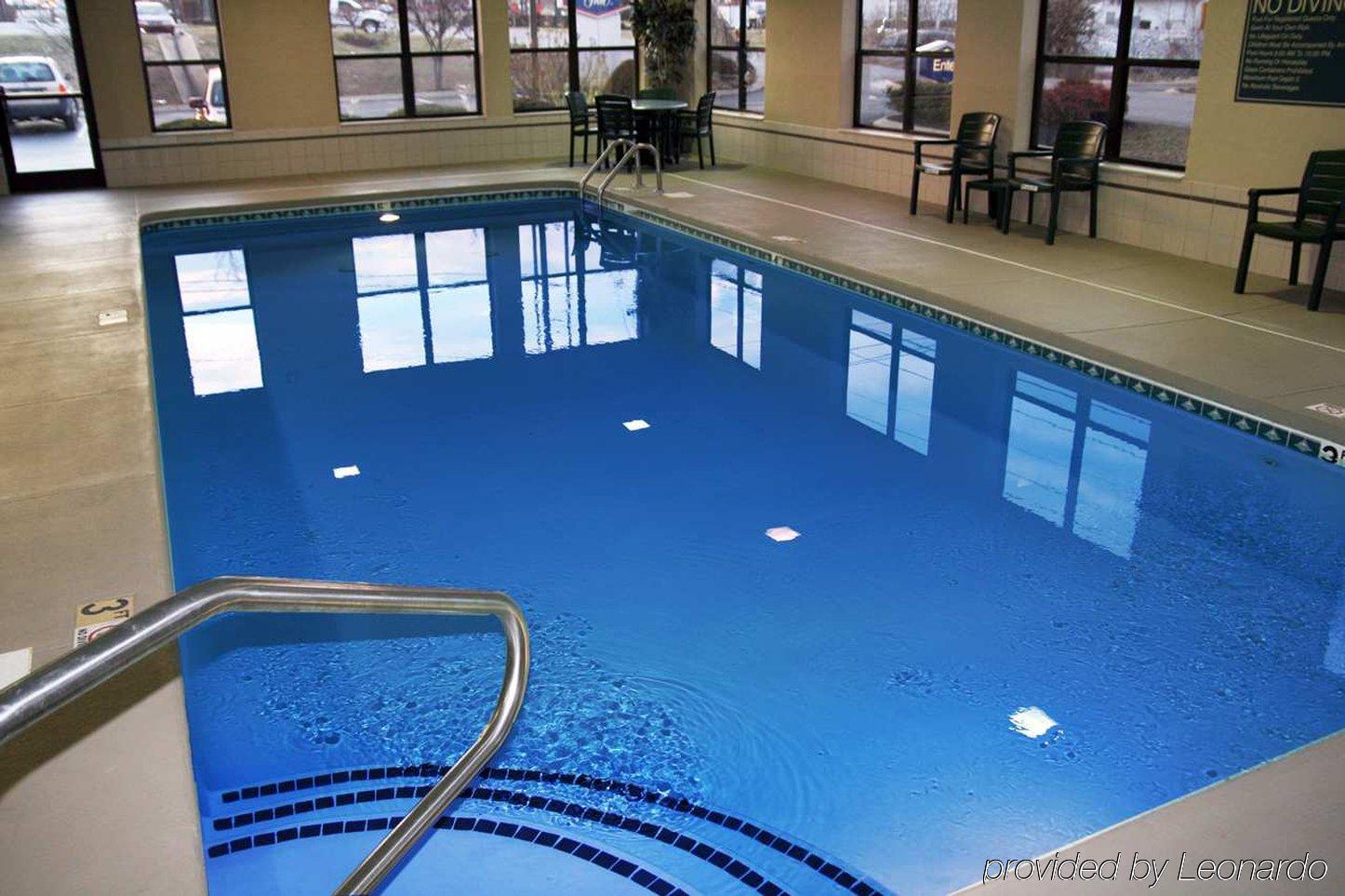 Hampton Inn Dickson Facilități foto